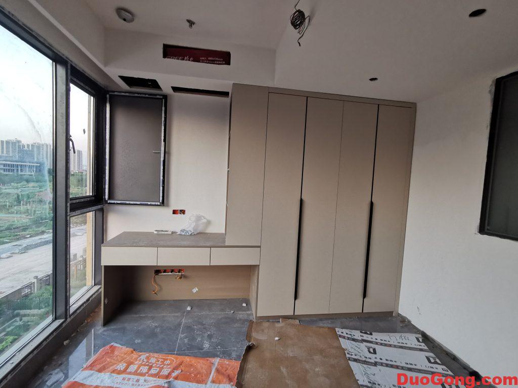 东方剑桥柜体,套装门,护墙安装竣工现场-多工网